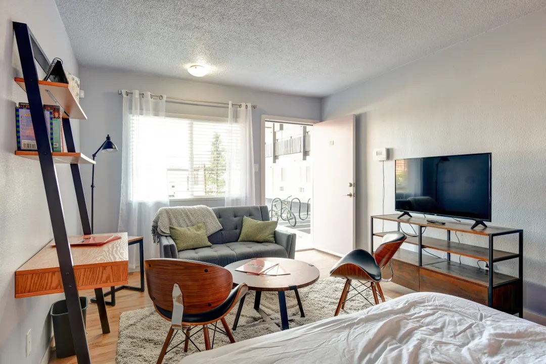 Renova Flats